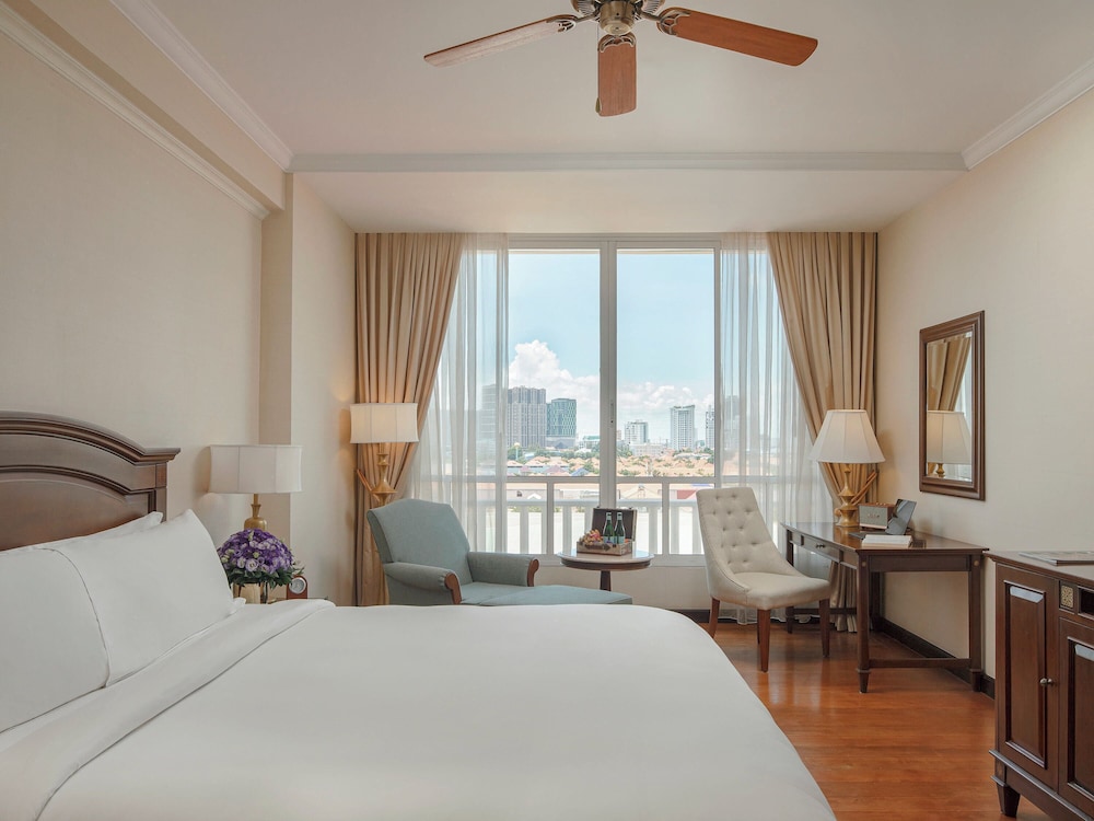 Sofitel Phnom Penh Phokeethra Hotel 15/76