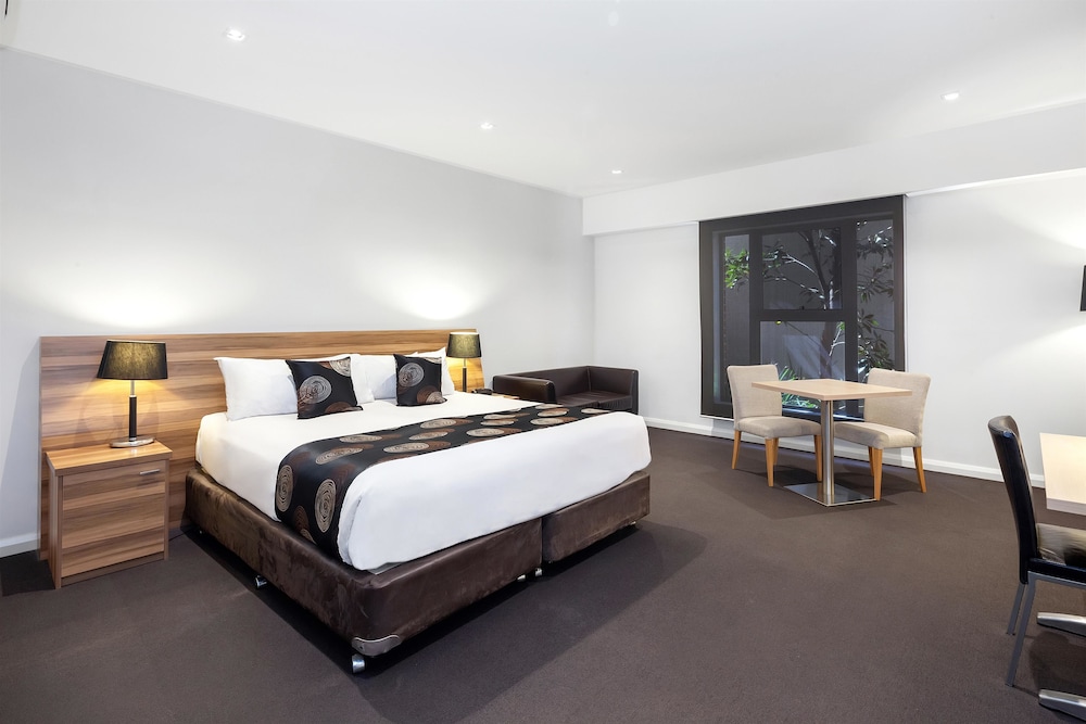 Ballarat Suites 12/21