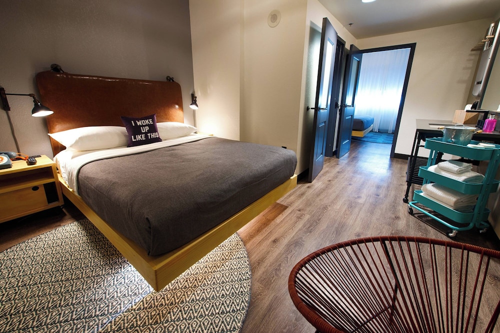 جناح بسريرين كوين بغرفتي نوم، Moxy New Orleans Downtown French Quarter Area 2/3