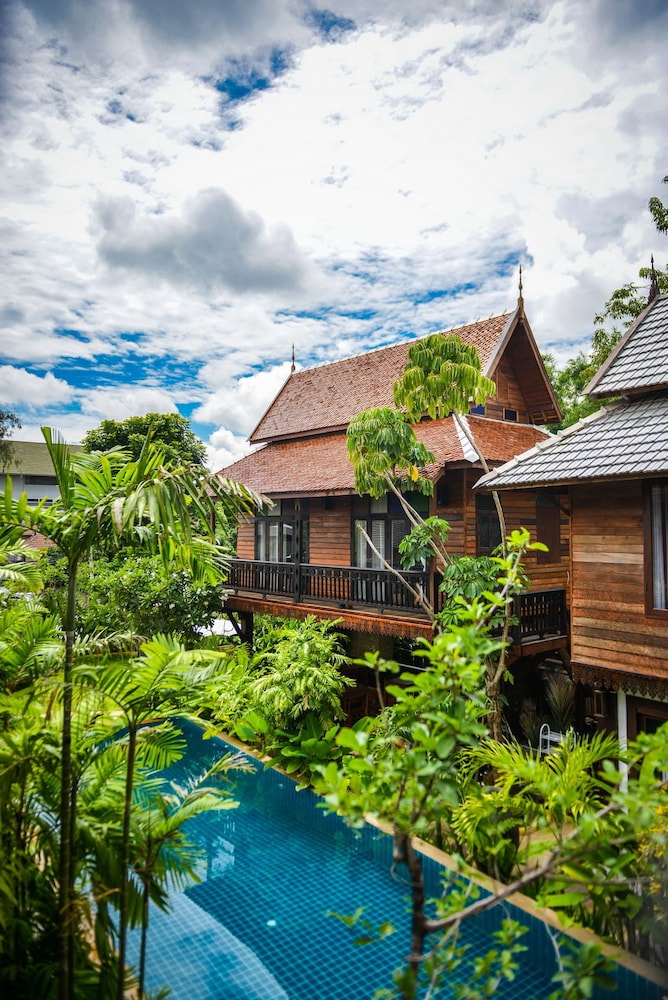 Hongkhao Village 91/100