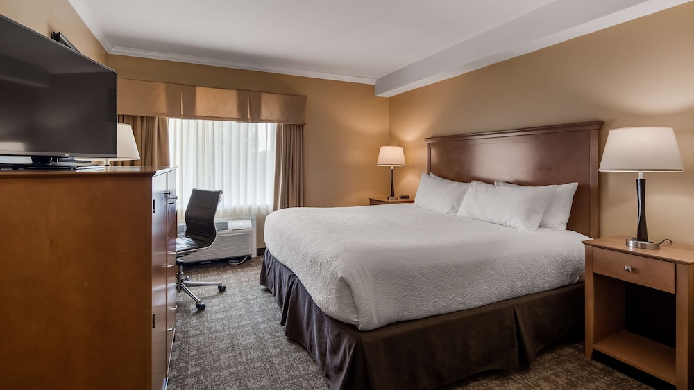 Best Western Plus Windjammer Inn & Conference Center 17/46