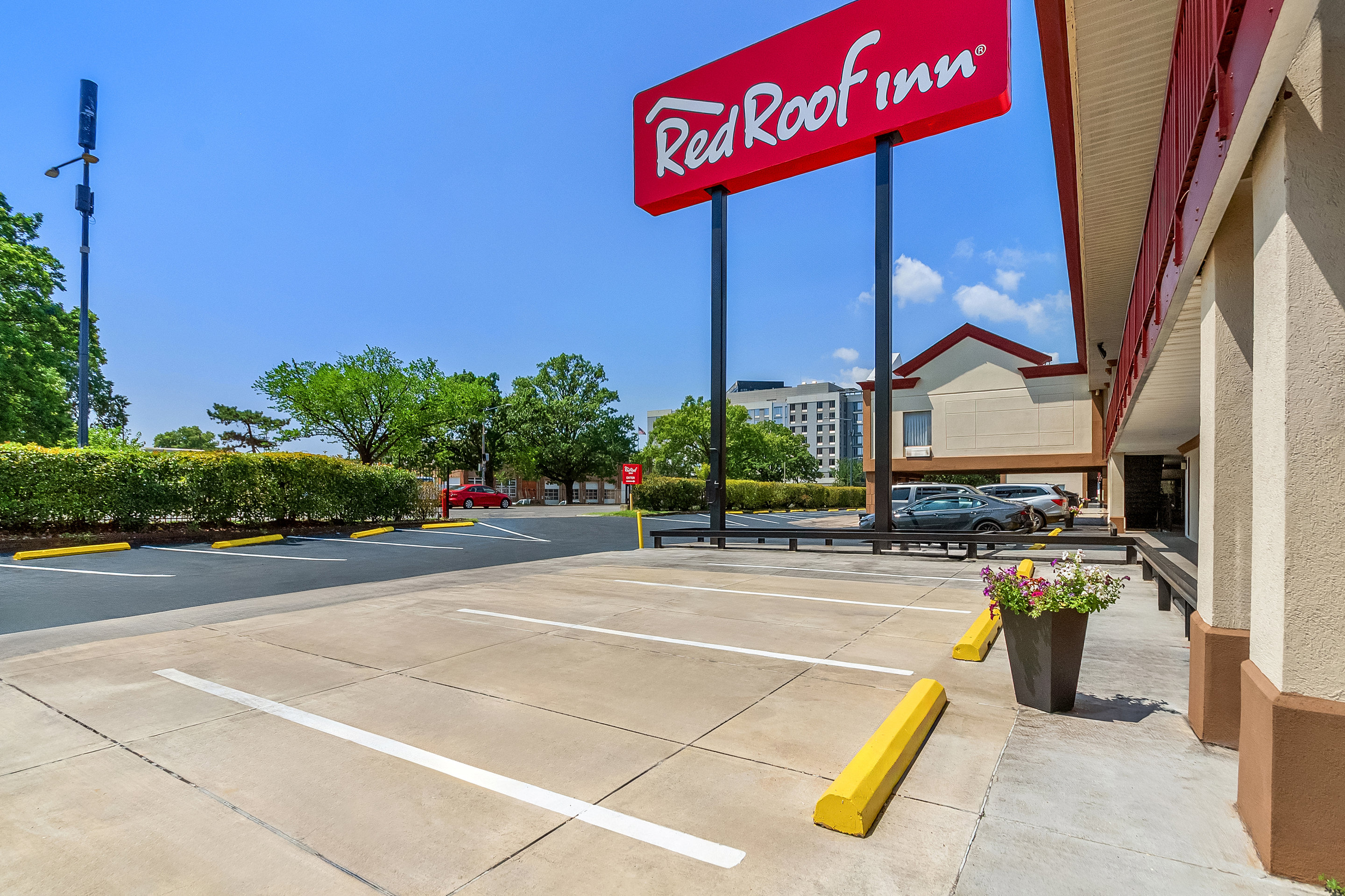 Red Carpet Inn Washington DC 16/17