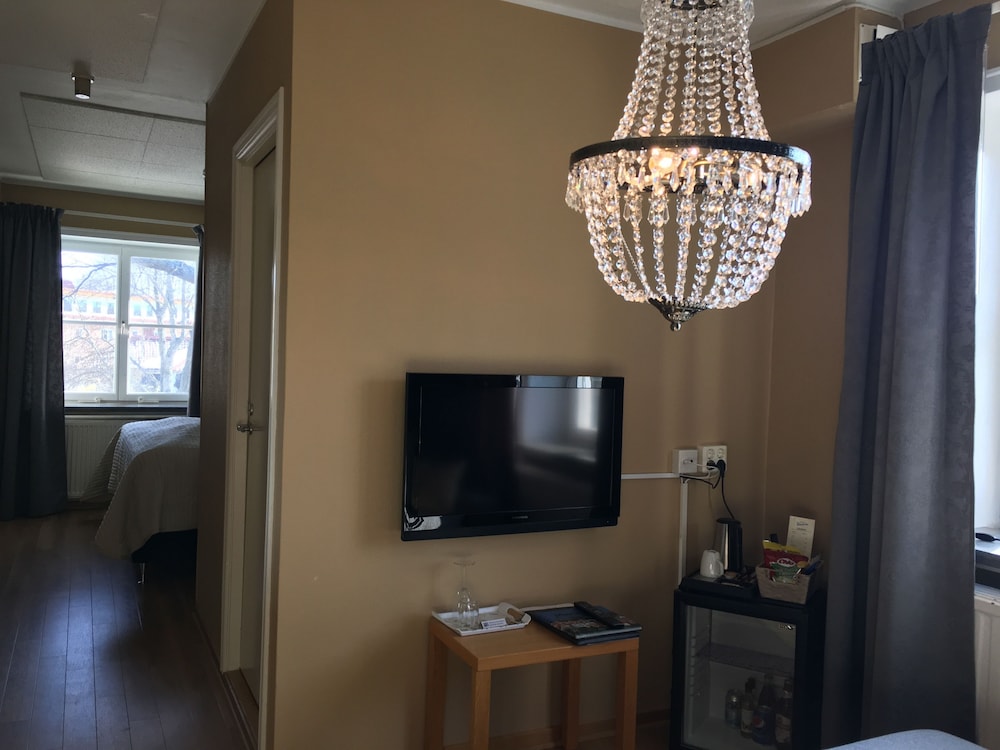 Hotel Wictoria 37/45