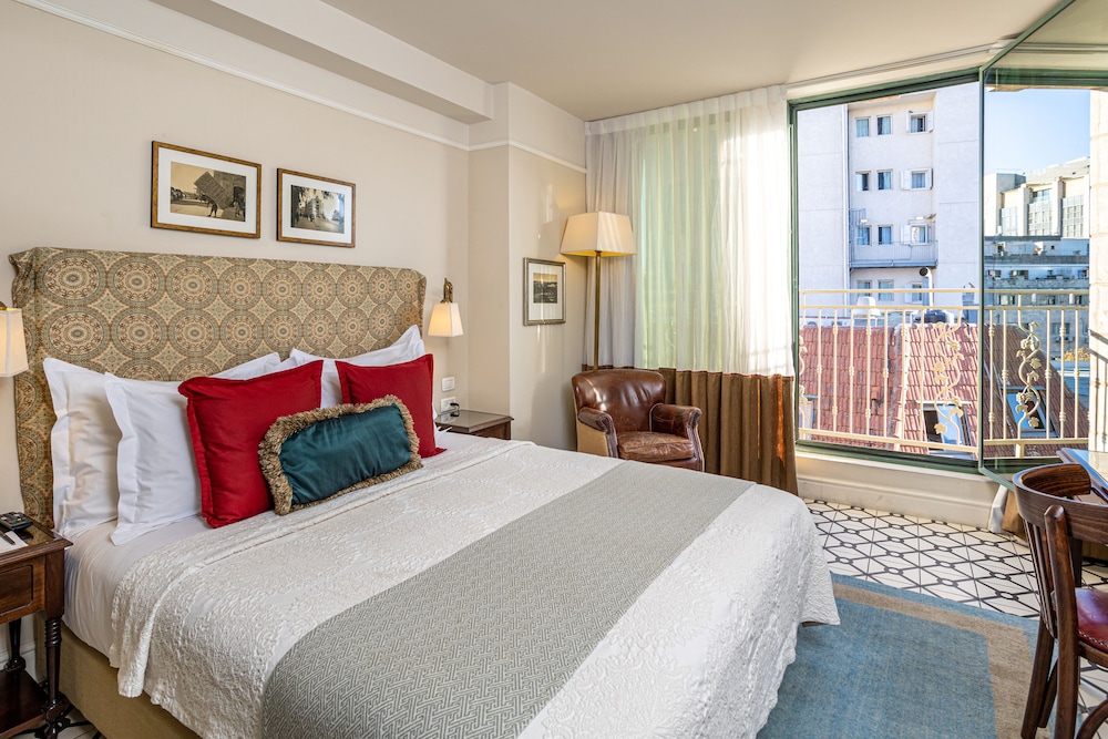CLASSIC, DOUBLE OR TWIN BED