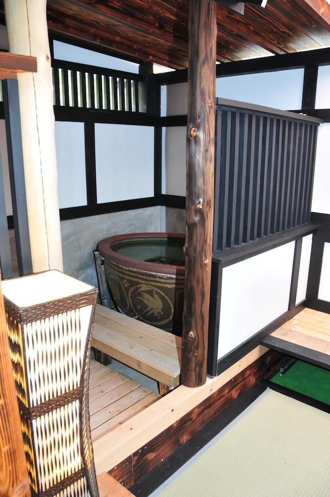 Yokohama Fujiyoshi Izuten 8/66