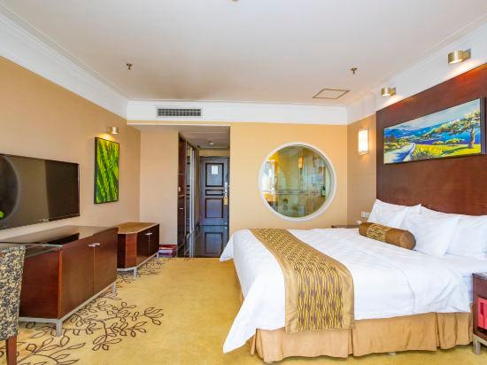 Special, Queen Bed