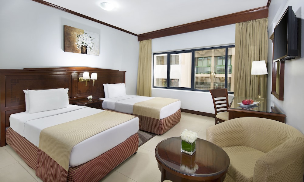 Admiral Plaza Hotel 17/37