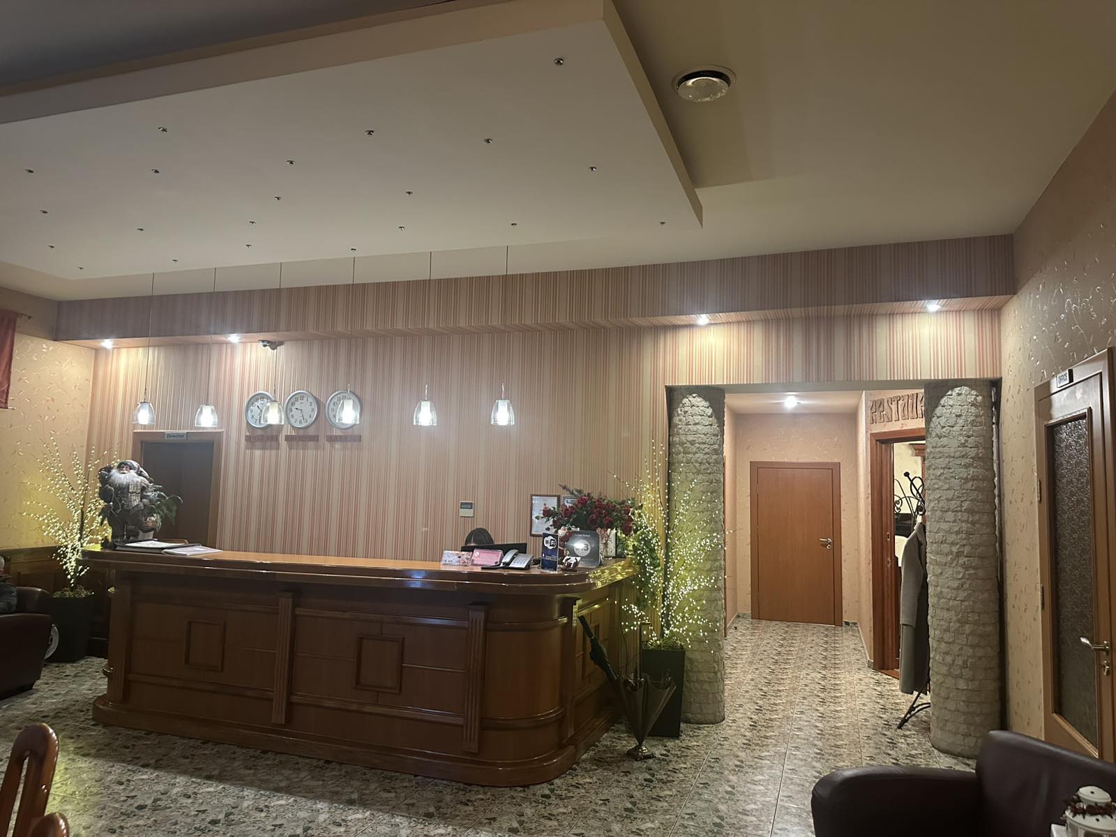 LUNA HOTEL 3/22