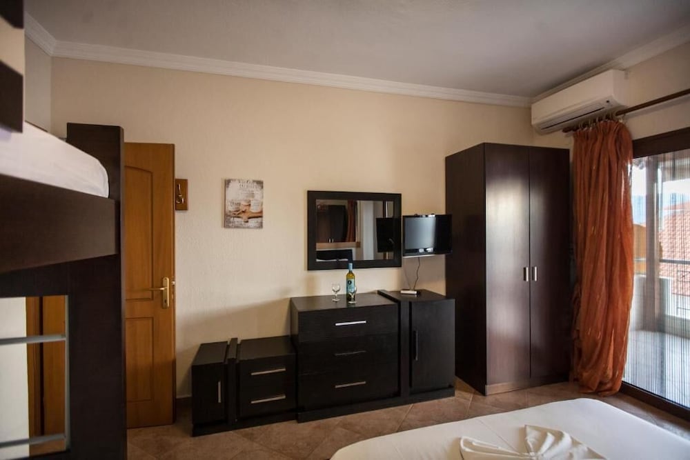 Villa Amalia Sun Beach 37/59