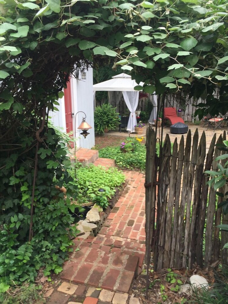 Fig Tree Manor 34/45