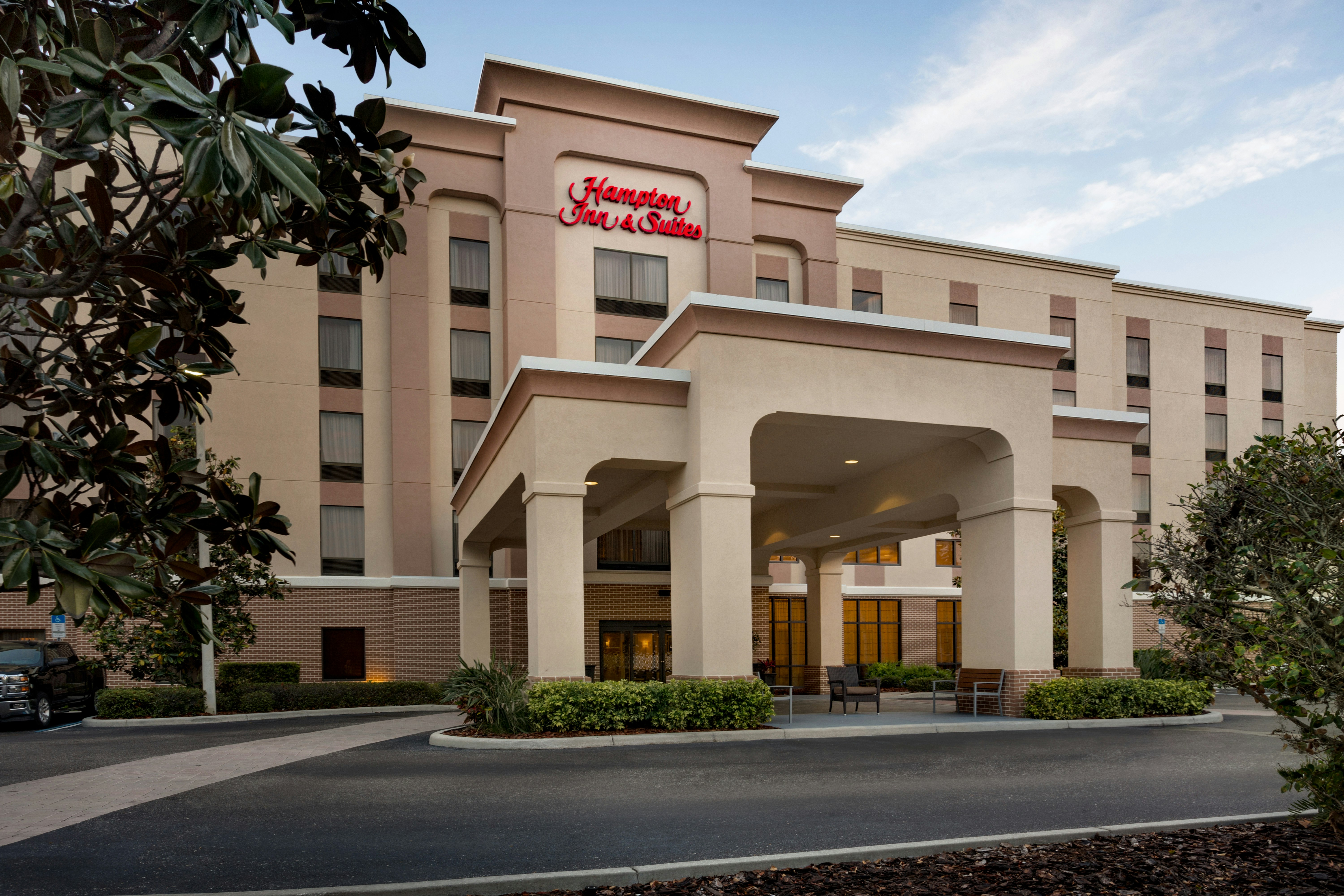 Hampton Inn And Suites 33/34
