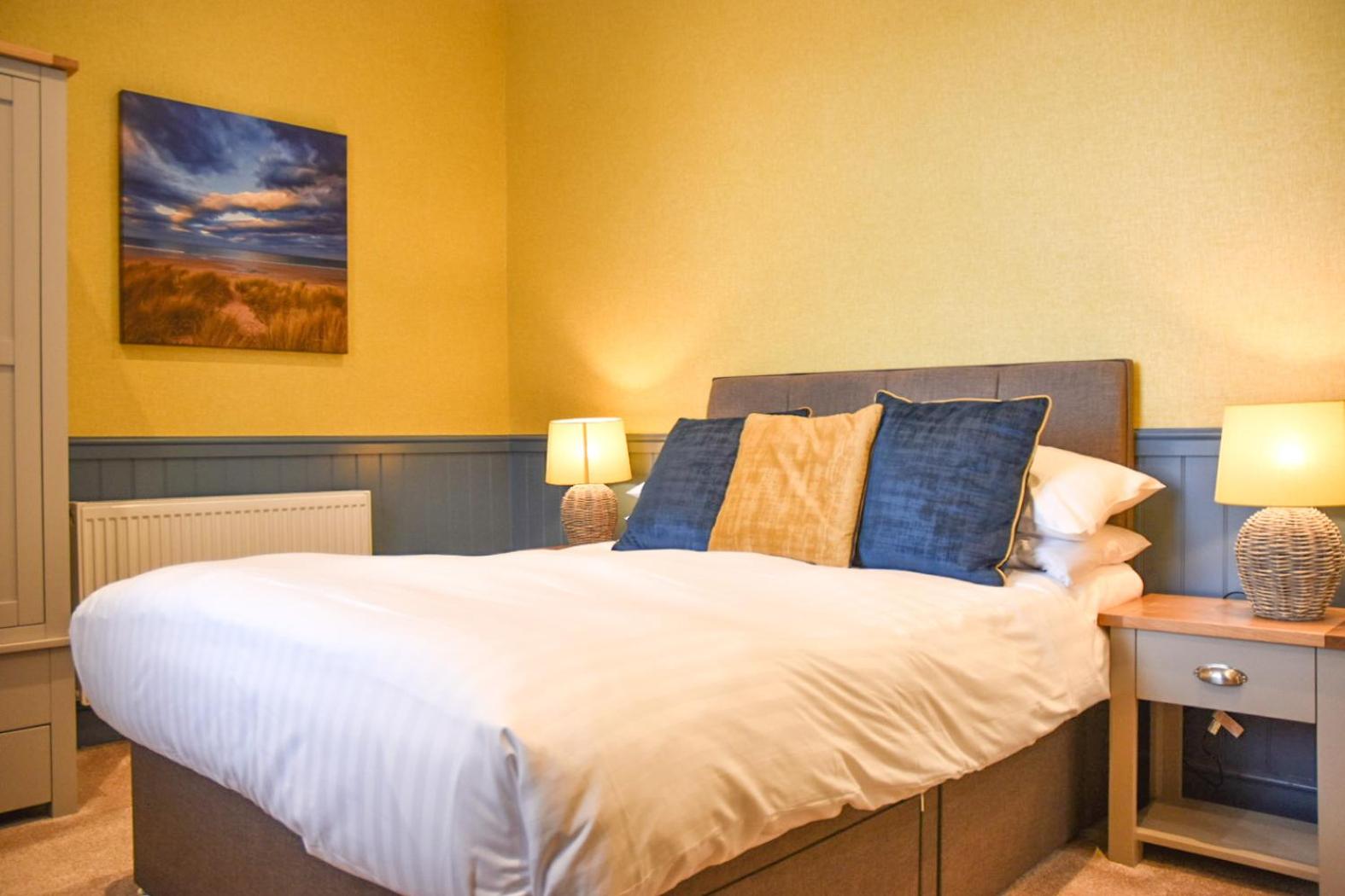 The Dunstanburgh Castle Inn 7/21