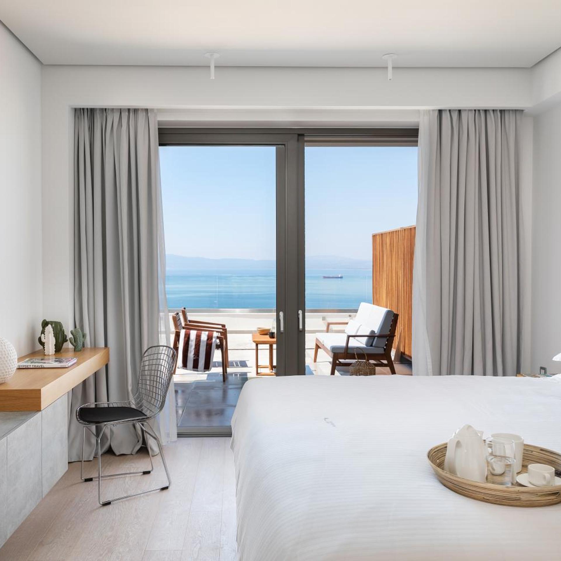 Executive, Suite