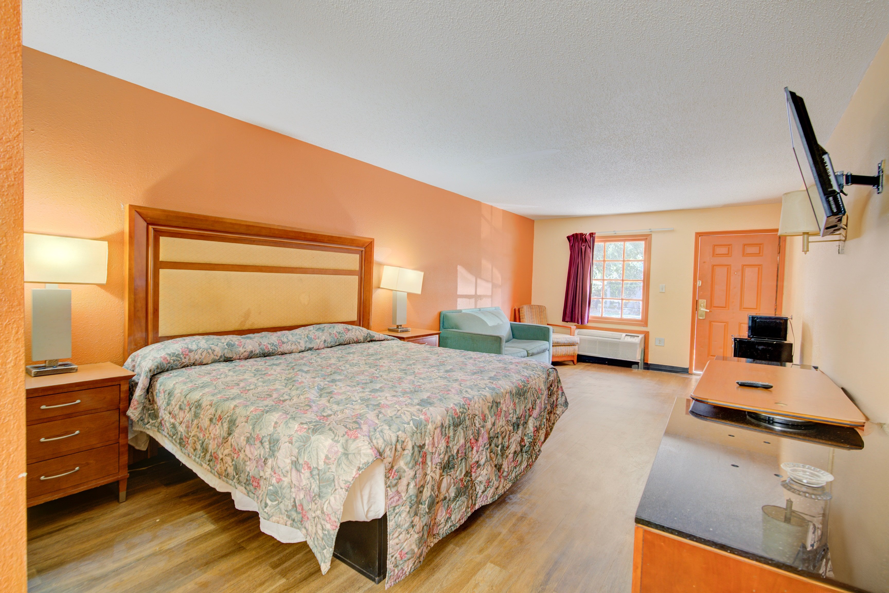 Hotel O Deluxe Inn Kingstree SC HWY 52 18/29