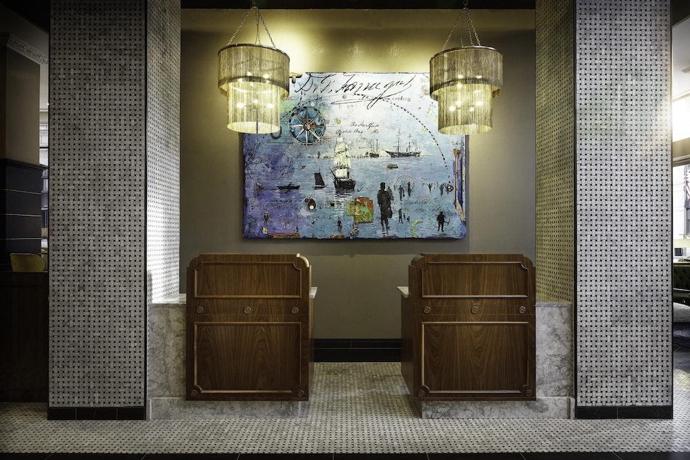 Hyatt Place Knoxville/Downtown 12/72