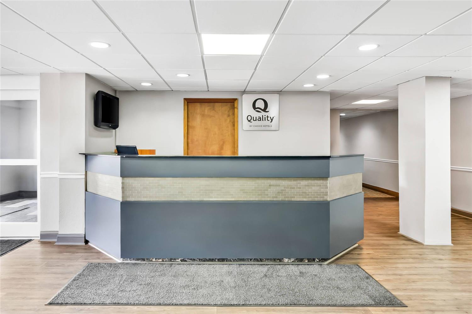 Quality Inn & Suites Bristol North 5/32