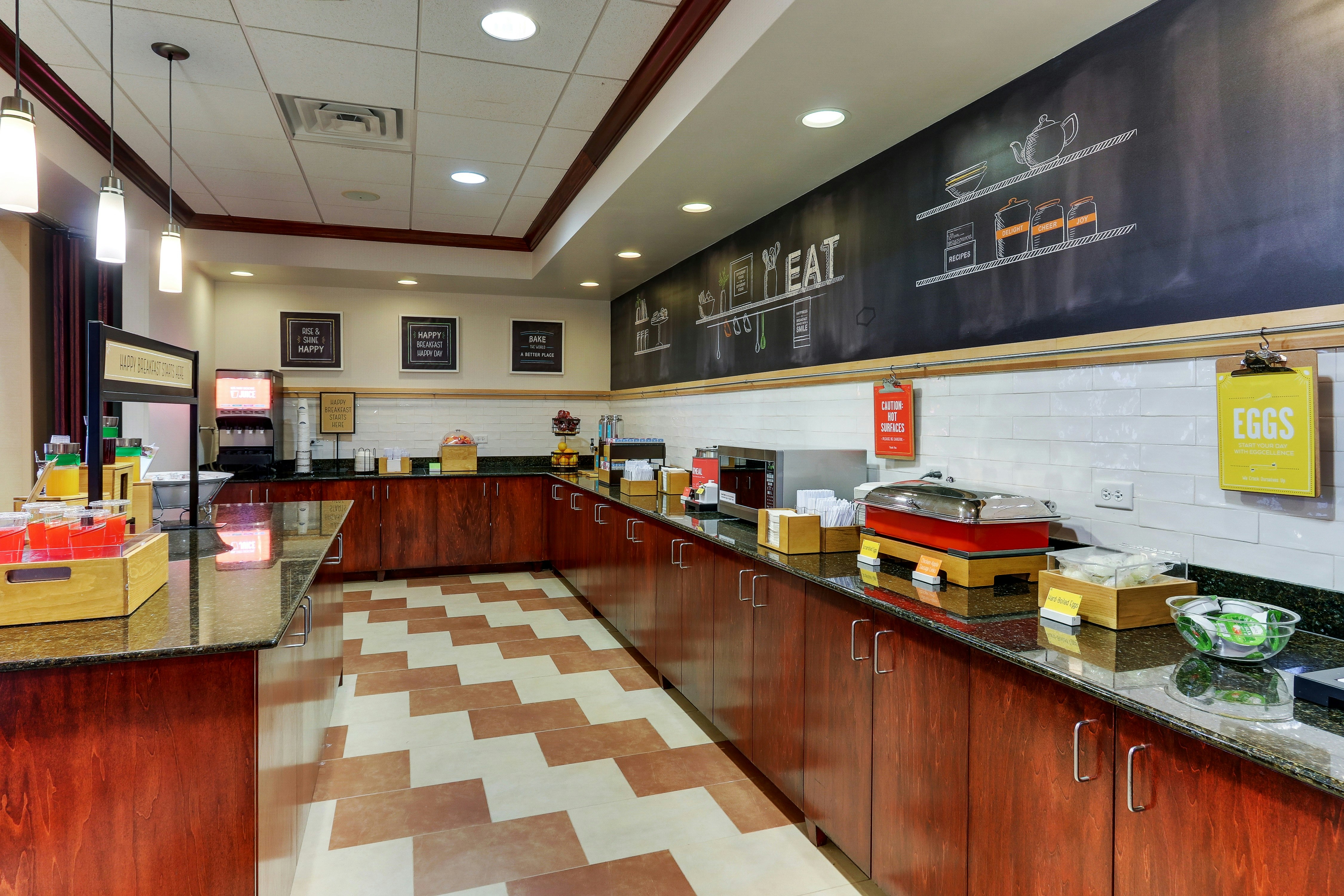Hampton Inn Suites Indianapolis Airport 9/39