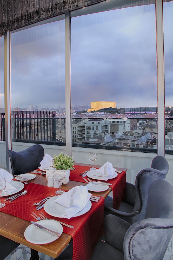 Guvenay Business Hotel 53/66