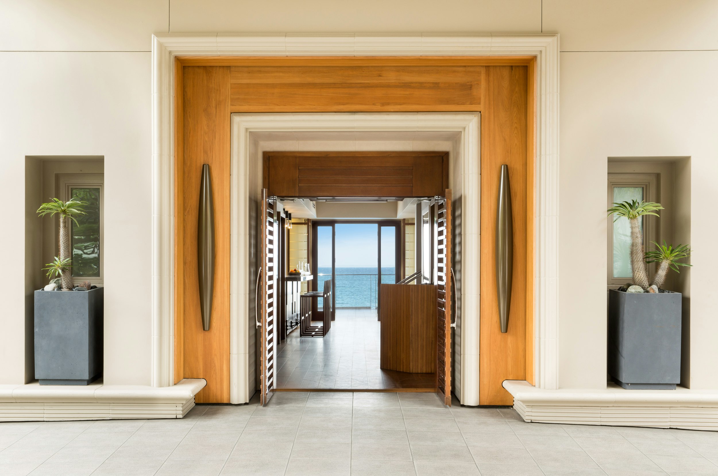 Malibu Beach Inn 15/45