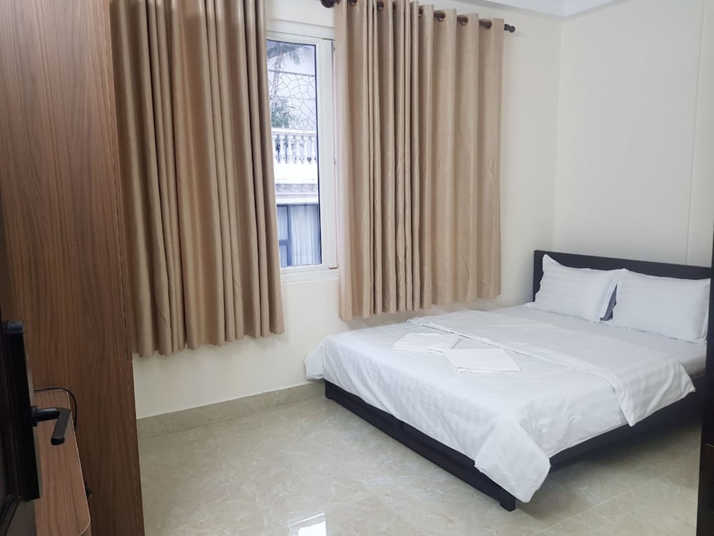 Hong Vinh Hotel 25/54