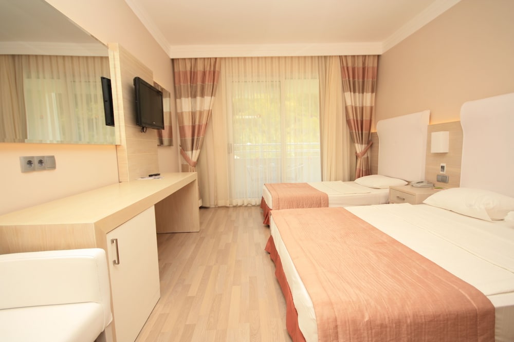 Turunc Resort Hotel 10/29