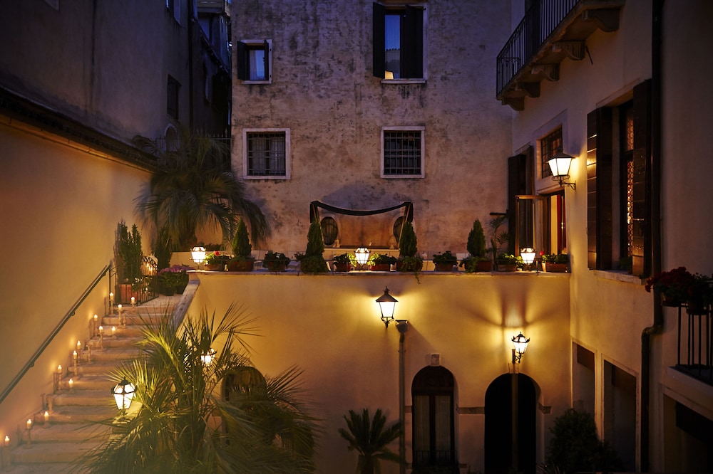 Hotel Palazzo Paruta 1/49
