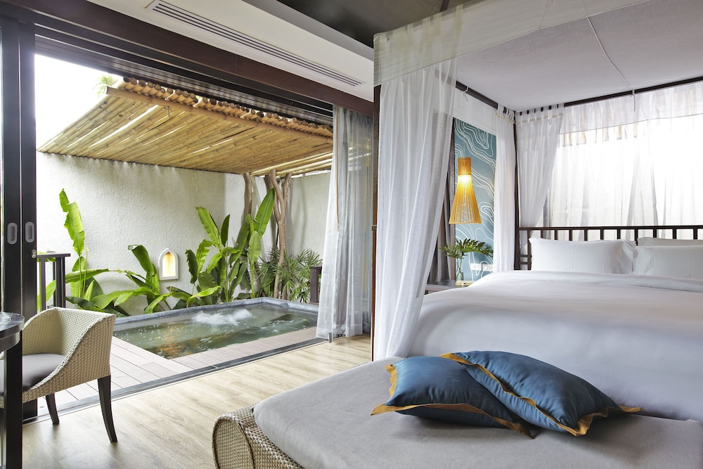 Sareeraya Villas and Suites 14/50