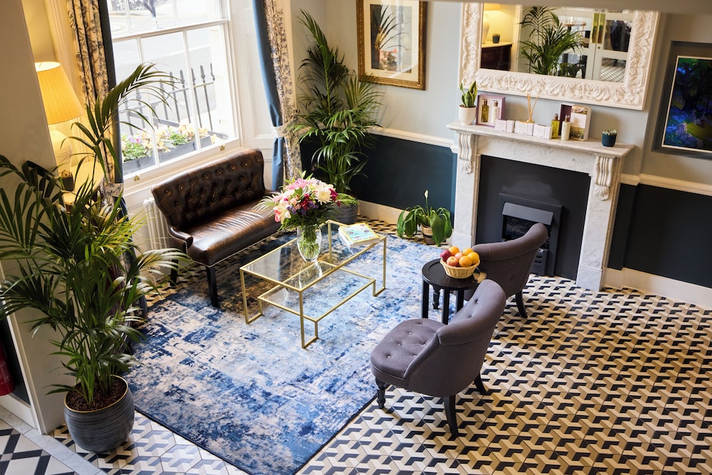 PRINCE WILLIAM HOTEL 42/55
