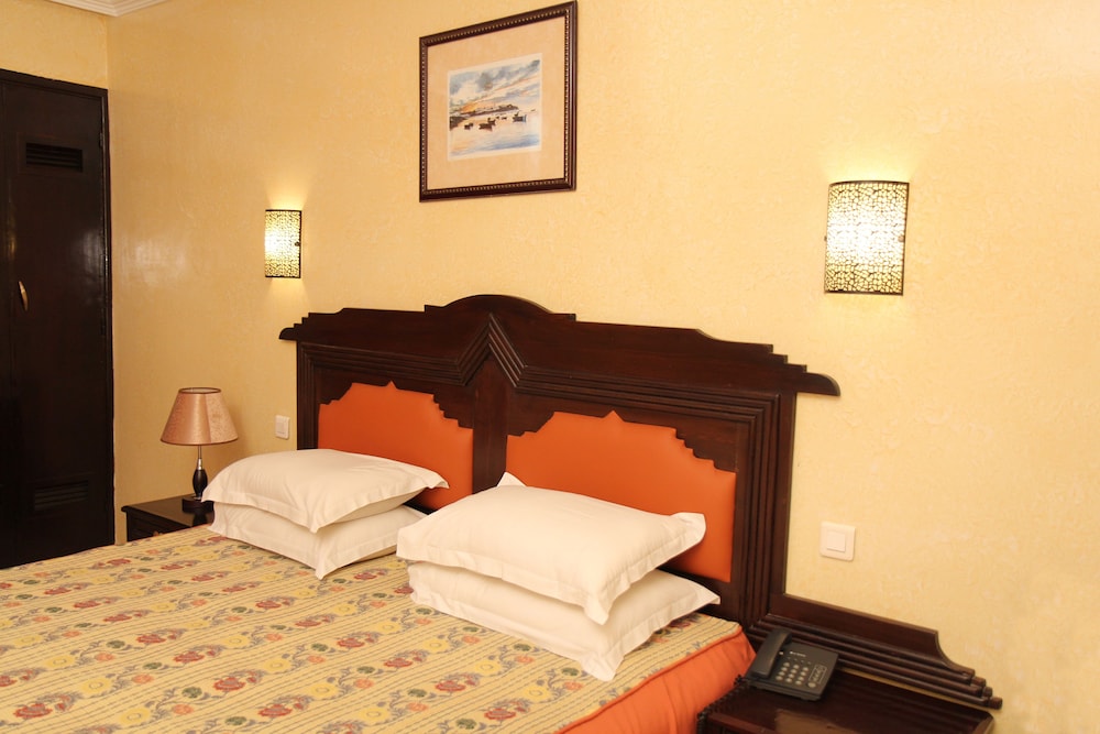 New Farah Hotel 12/44