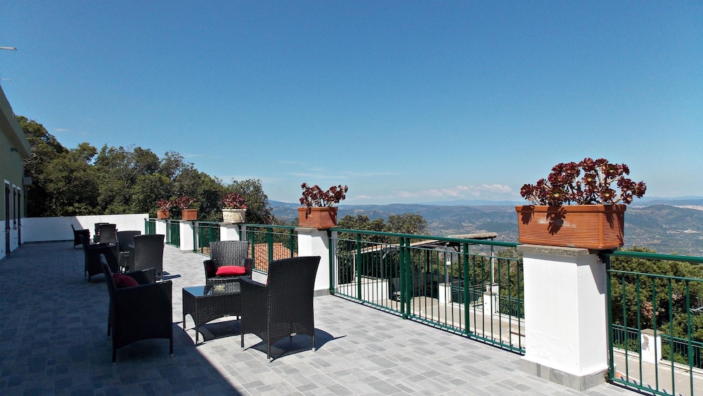 Enis Monte Maccione 7/66