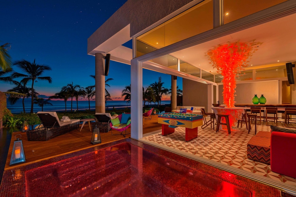 W PUNTA DE MITA 8/82