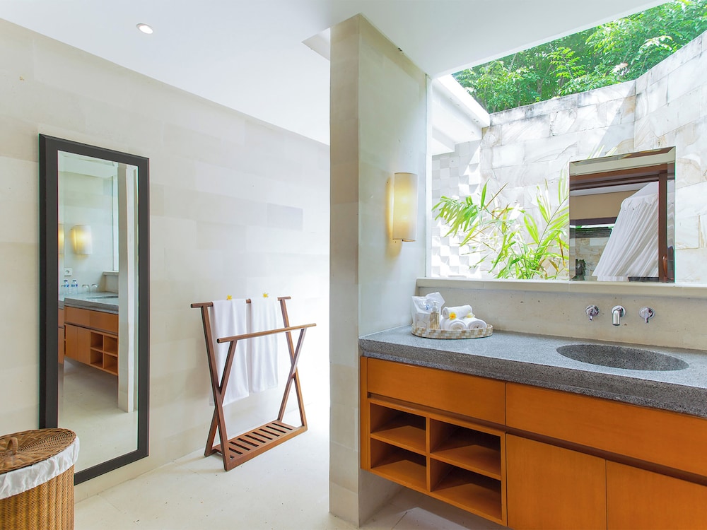 Bayu Gita Estate 50/50