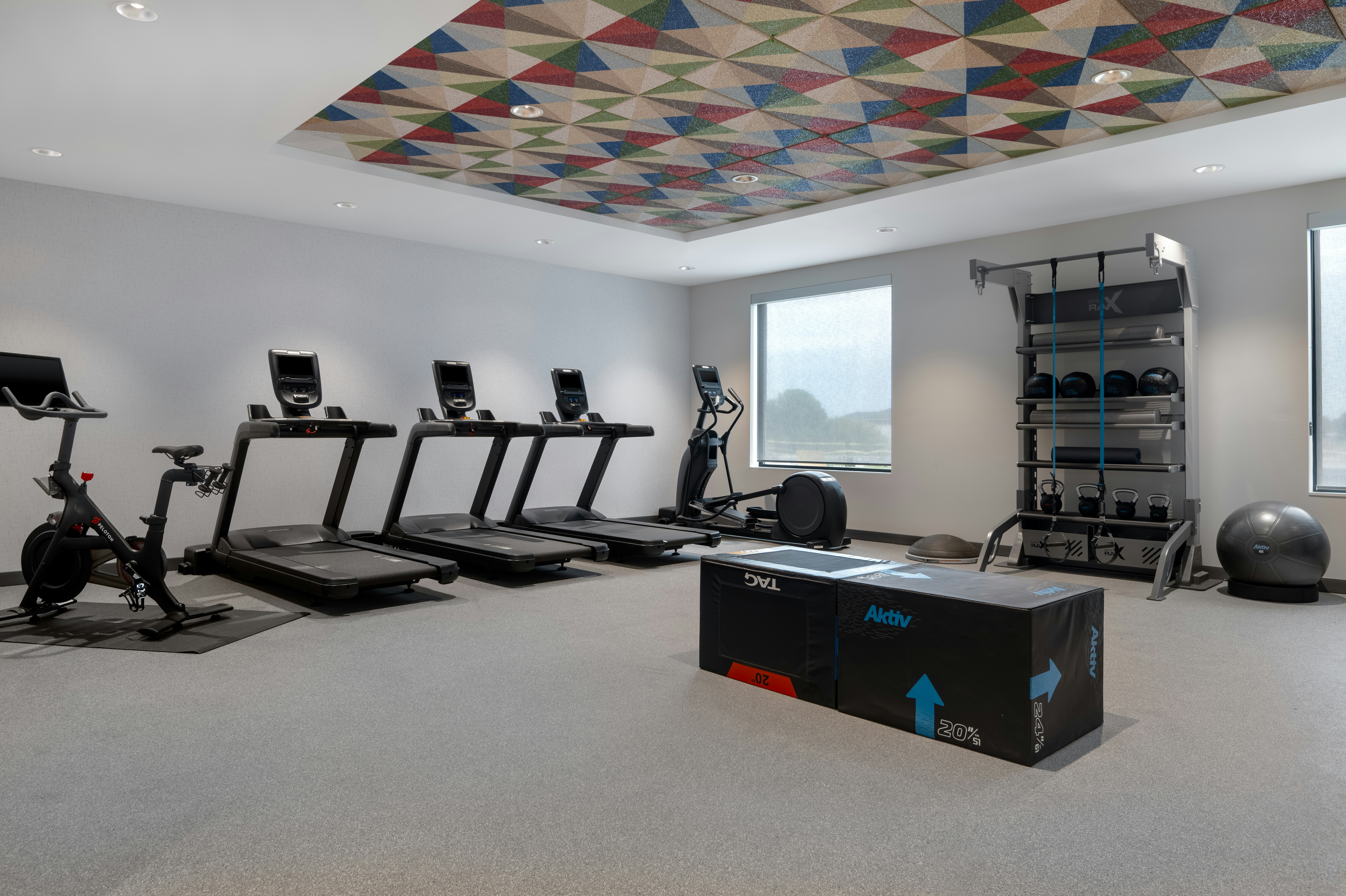 Home2 Suites by Hilton Sheboygan 15/29