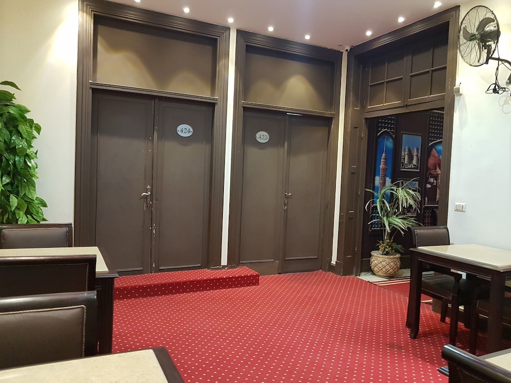 Cairo Paradise Hotel 8/50