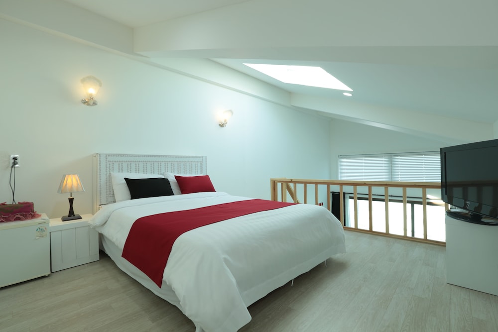 Seaview Pension 20/62