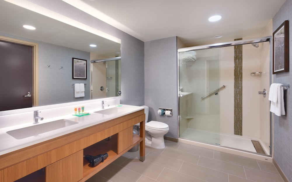 Hyatt Place Anchorage-Midtown 9/39