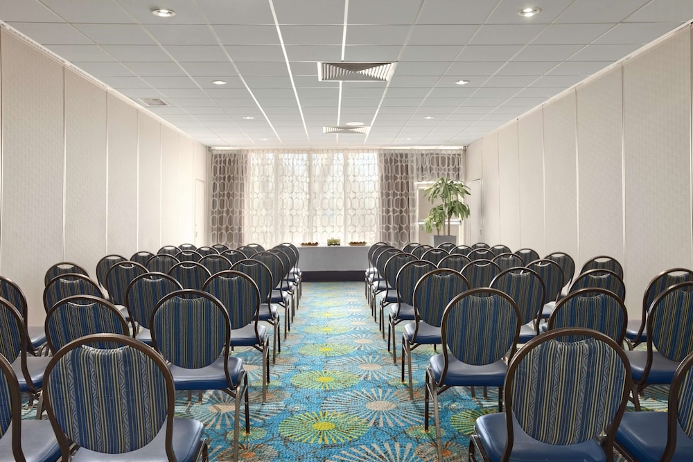 Hilton Garden Inn Boston-Burlington 51/69