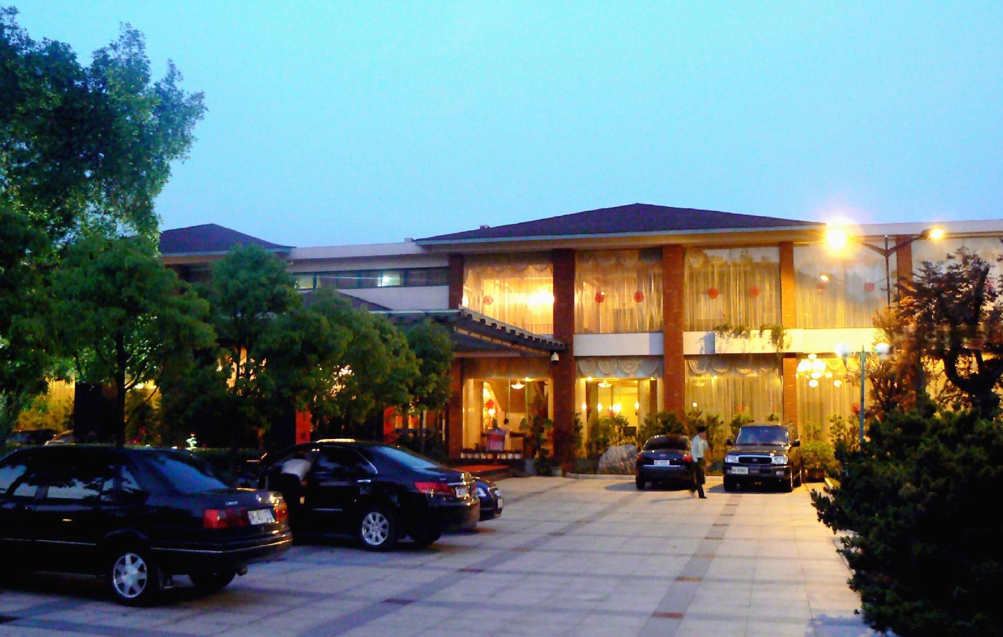 Jingtingshan Resort 19/25