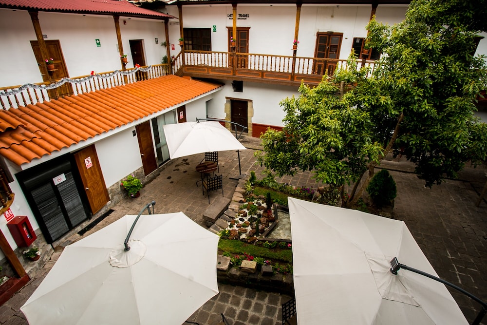 Casa Biru Hotel Boutique 59/68