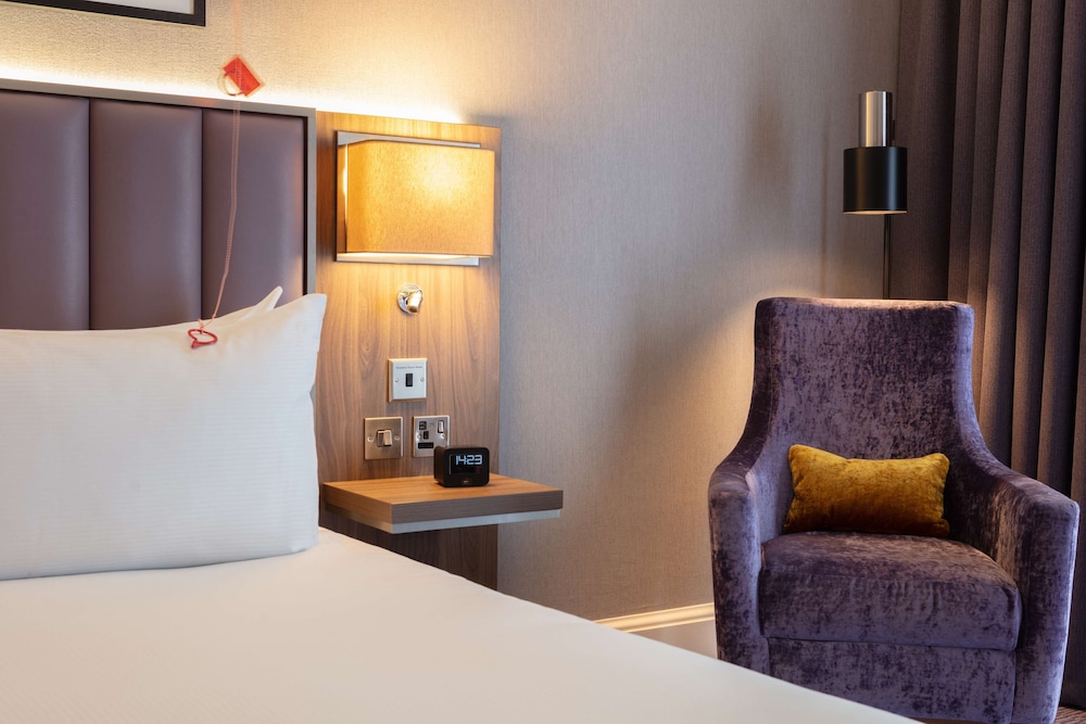 Doubletree By Hilton Edinburgh Airport 61/84