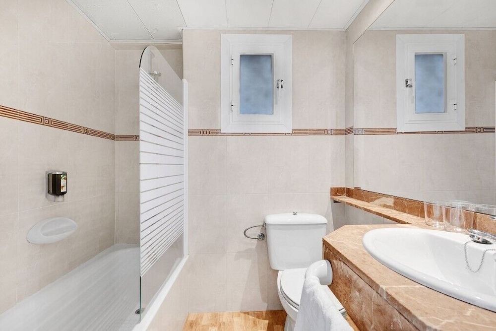 Hotel ROC Oberoy Adults Only +16 64/64