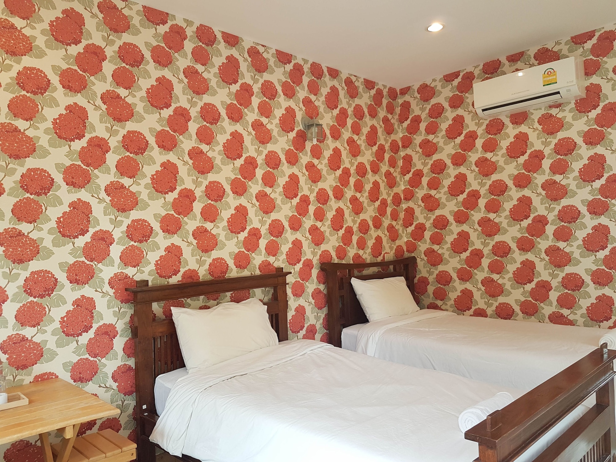 STANDARD, KING BED