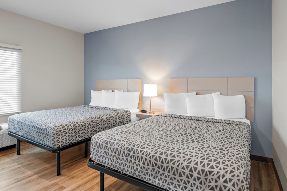 WoodSpring Suites Petersburg near Fort Lee 17/54