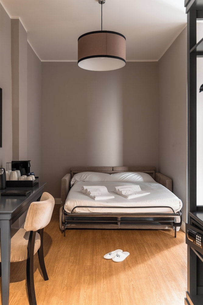 Flom Boutique Hotel 41/50