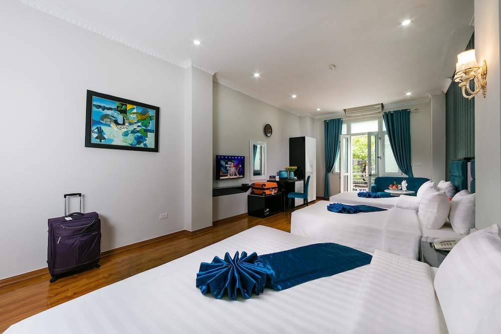 Diamond Legend Hotel 30/65