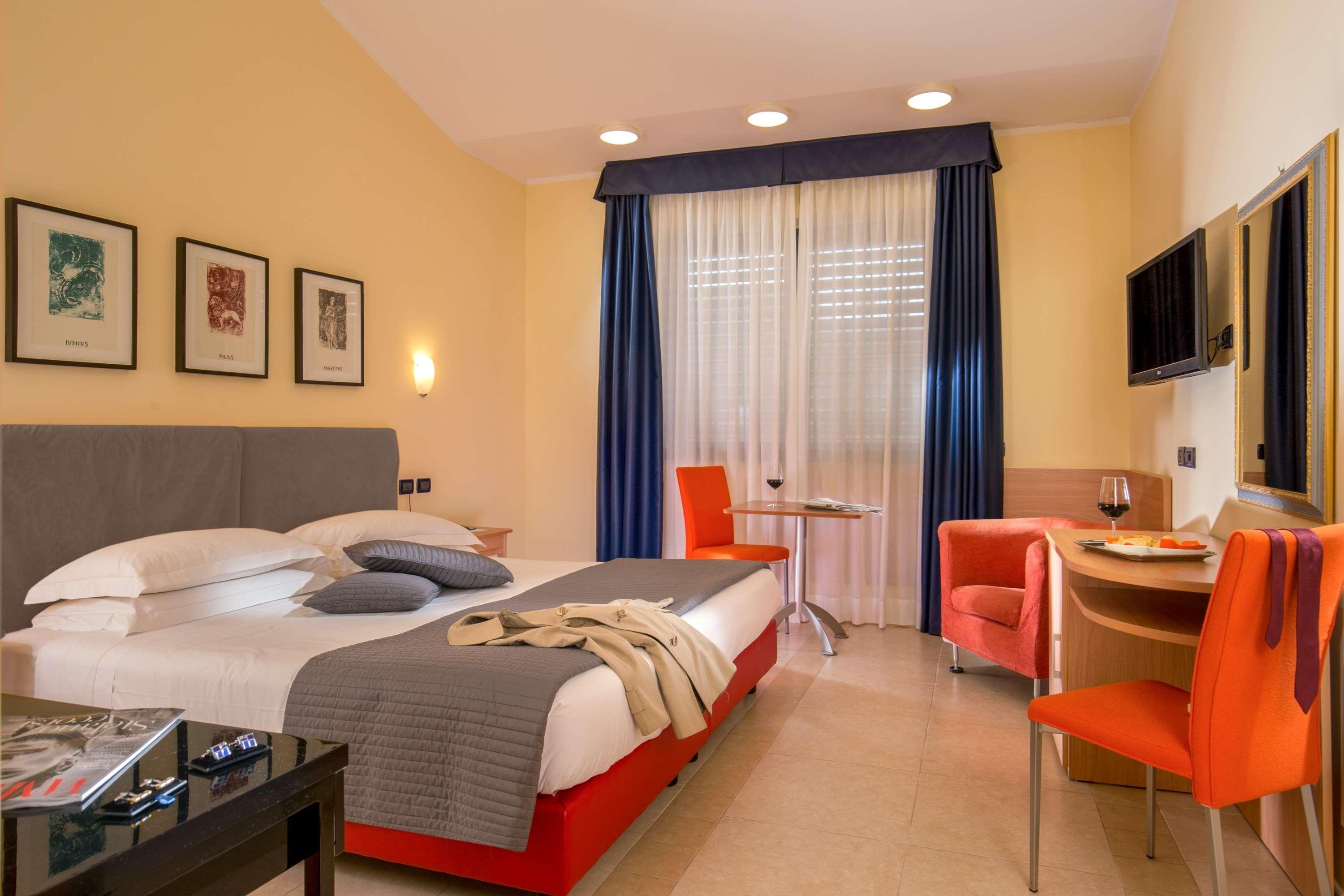 Superior, King Bed