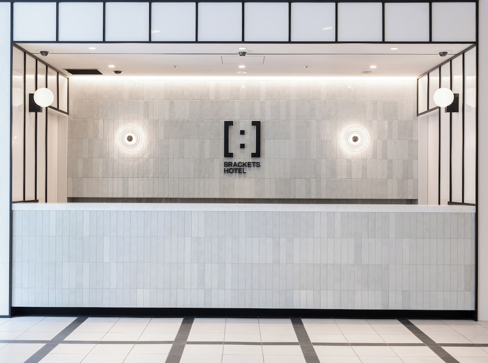 BRACKETS HOTEL Osaka Hommachi 12/37