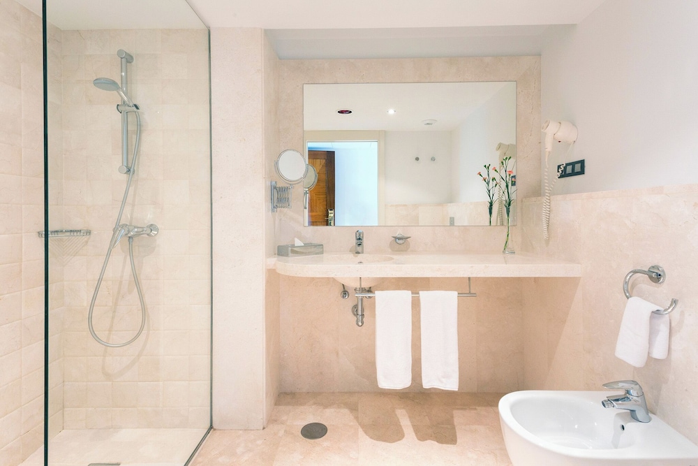 Hipotels Playa La Barrosa - Adults Only 44/46