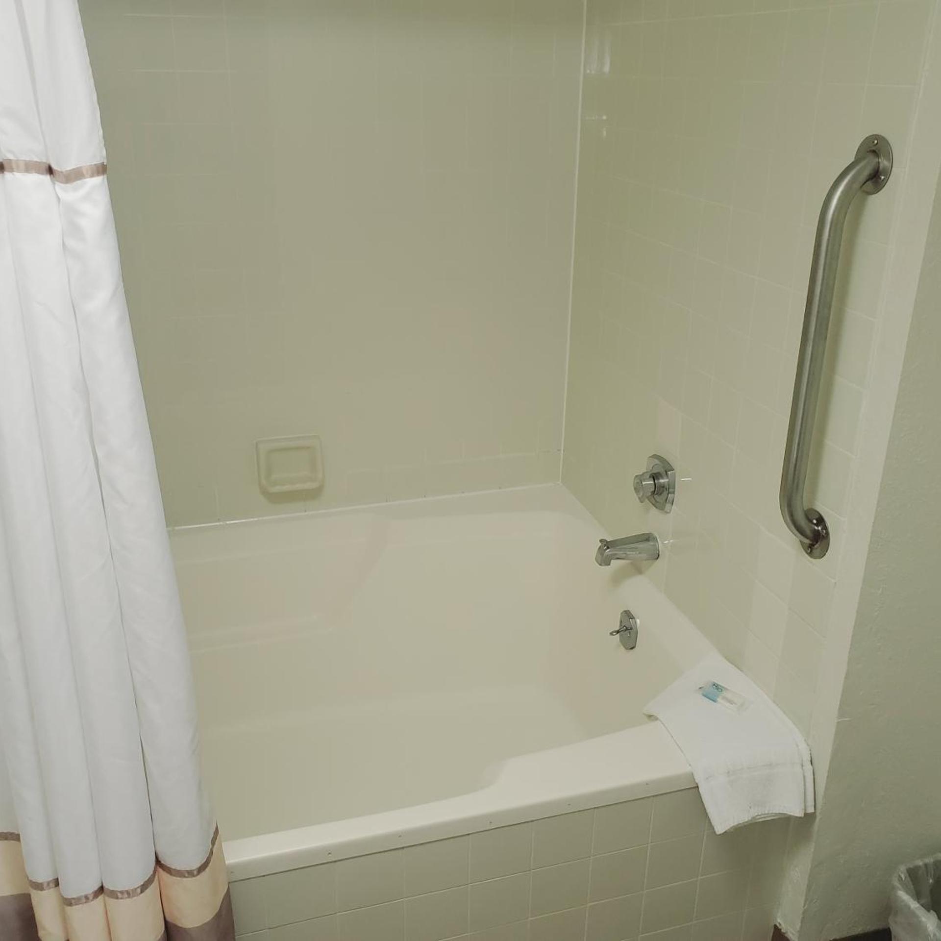 Blackstone Lodge Suites 50/50