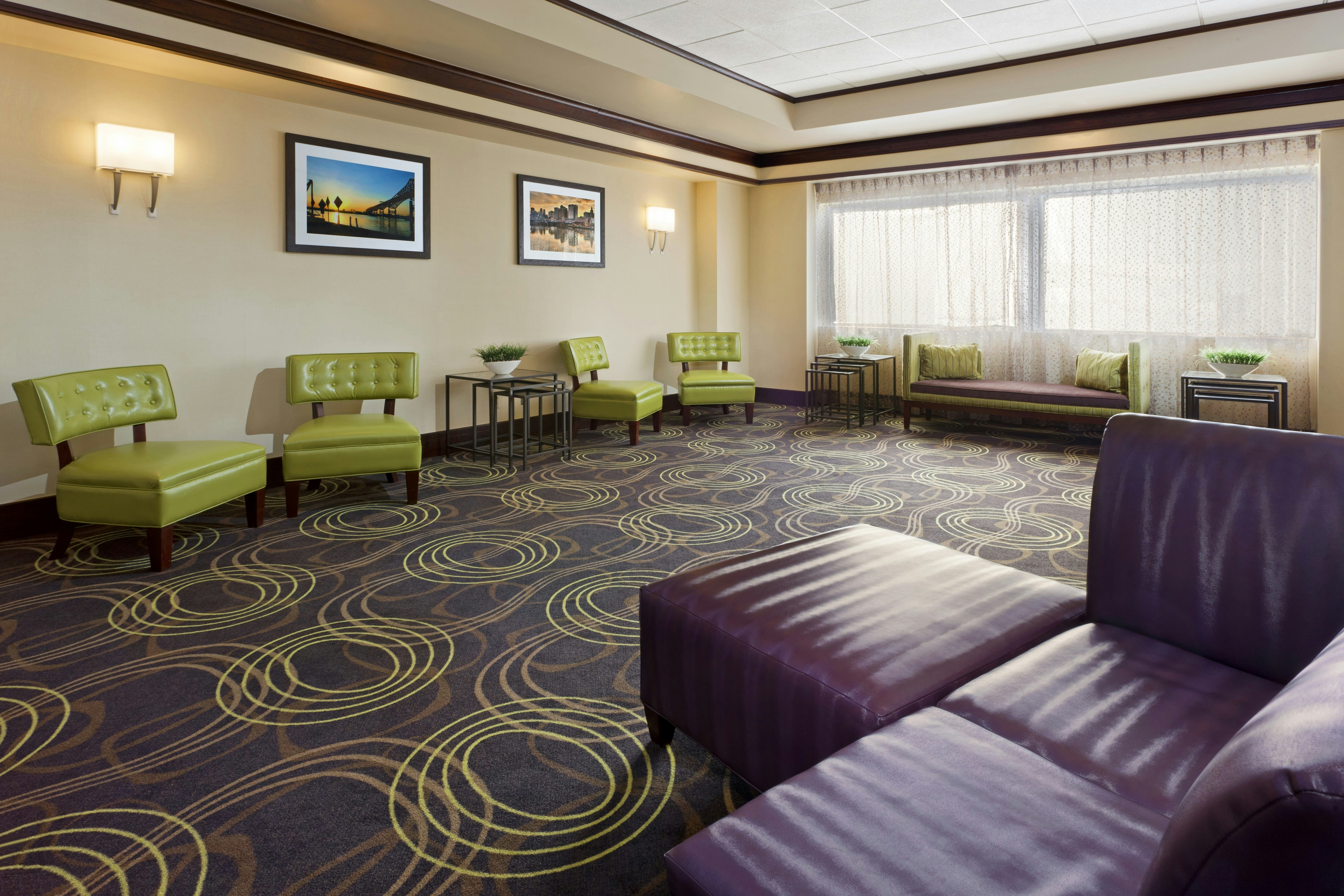 Holiday Inn Clark Newark Area Formerly Crowne Plaza Clark 16/54